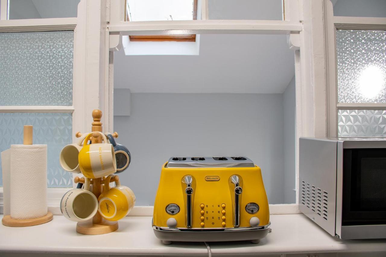 The Yellow Door By Shortstays 都柏林 外观 照片