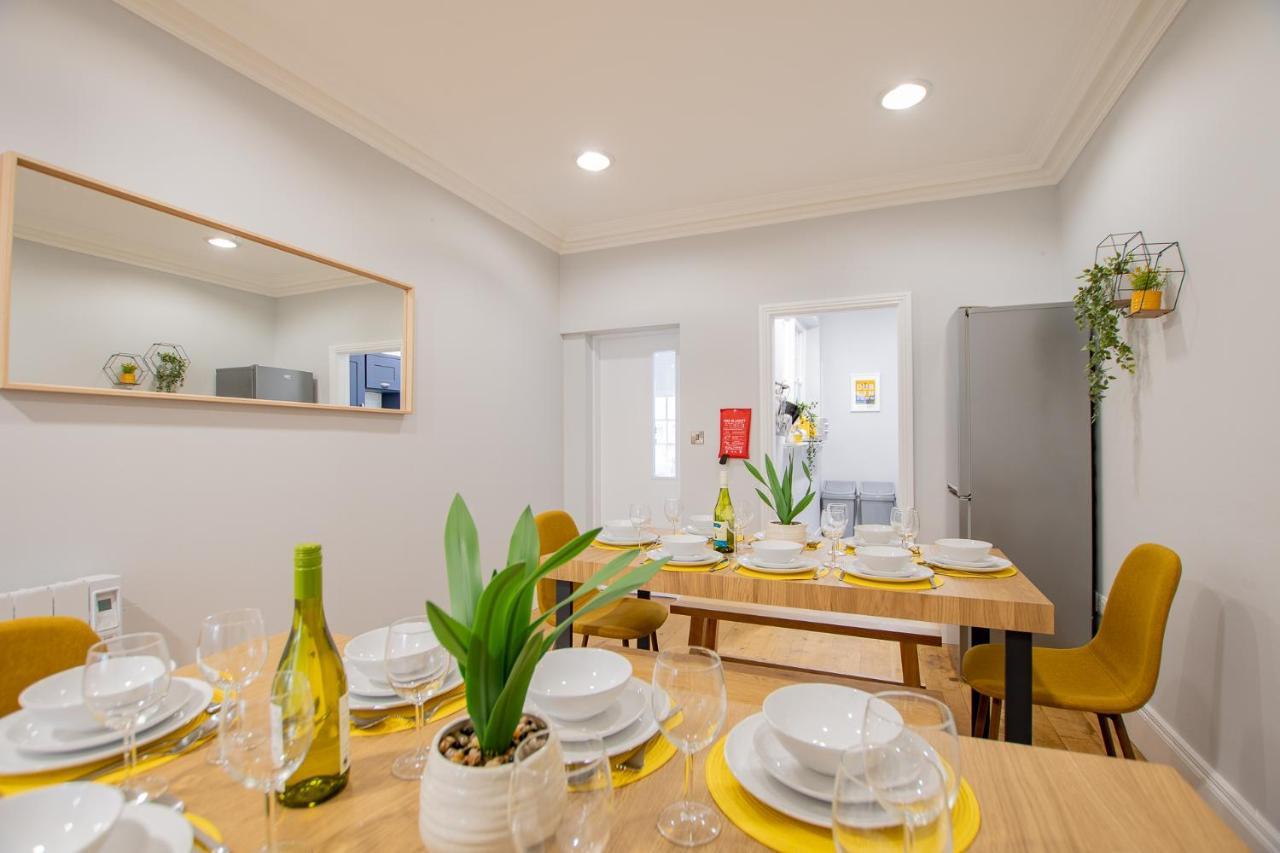 The Yellow Door By Shortstays 都柏林 外观 照片